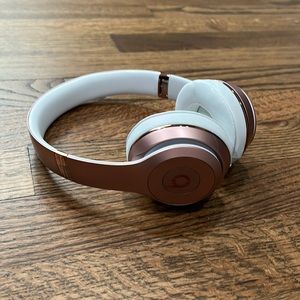 Beats Solo3 Rose Gold